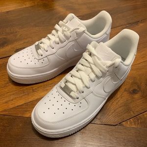 Women’s Nike Air Force 1 Sneakers (low, all white)
